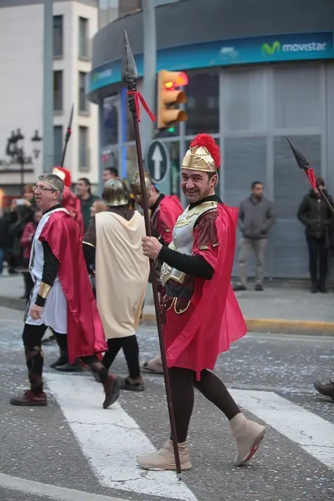 Multitudinària Rua de carnestoltes 2015 a Mollerussa.