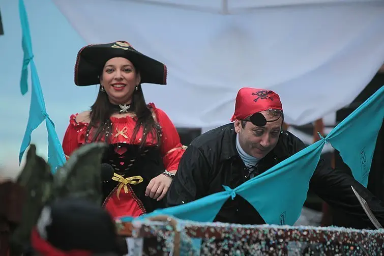 Multitudinària Rua de carnestoltes 2015 a Mollerussa.