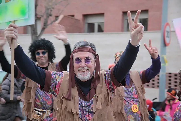 Multitudinària Rua de carnestoltes 2015 a Mollerussa.