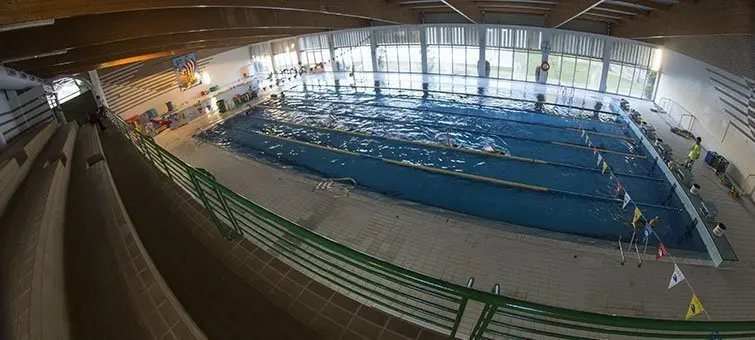 Equipaments de la Piscina Coberta Mollerussa.