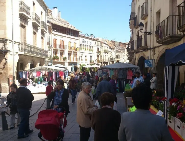 XXX Mercat de la ganga a la plaça de les Borges