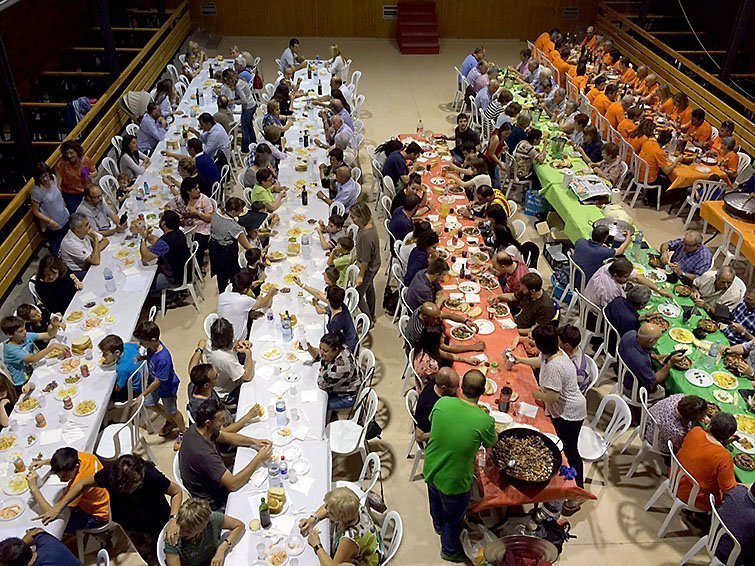 La Festa Gastronòmica aplega als veïns de Castellnou de Seana.