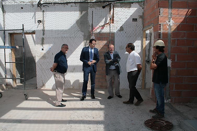 Reñé, Solsona i Fabregat visiten les obres del Centre de distribució d'aliments