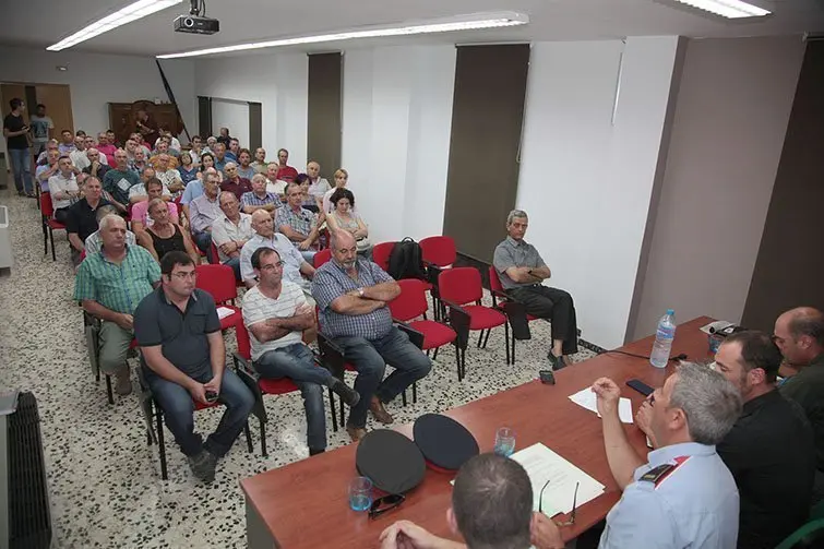 Reunió per obrir front comú contra les plantacions de marihuana.