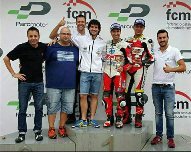 El RR24 Racing Team en el pòdium del circuit de Castellolí