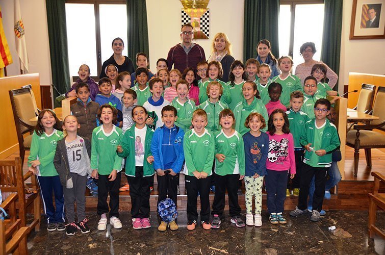 Els alumnes de l'escola Ignasi Peraire visiten el consistori de Mollerussa