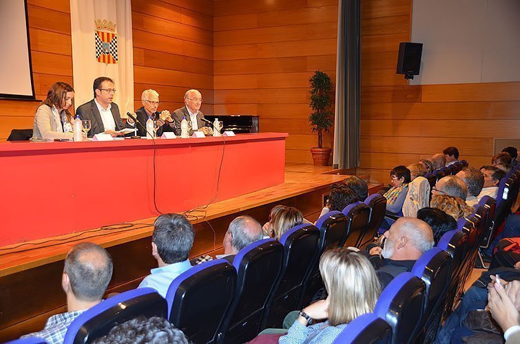 El jutge Santi Vidal presenta el projecte de Constitució Catalana a Mollerussa