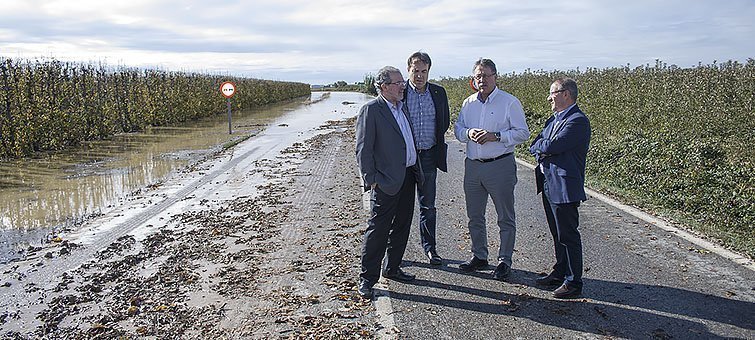 El president de la Diputació Joan Reñé visita l'afectació de la carretera de Tornabous