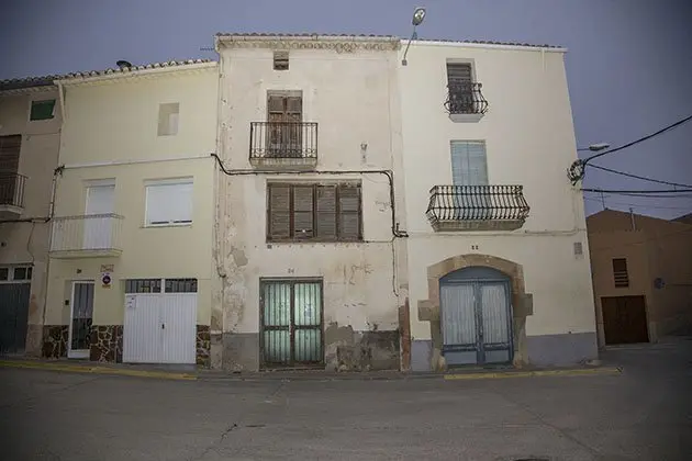 Edifici Camara Agrària Golmés al carrer Raval