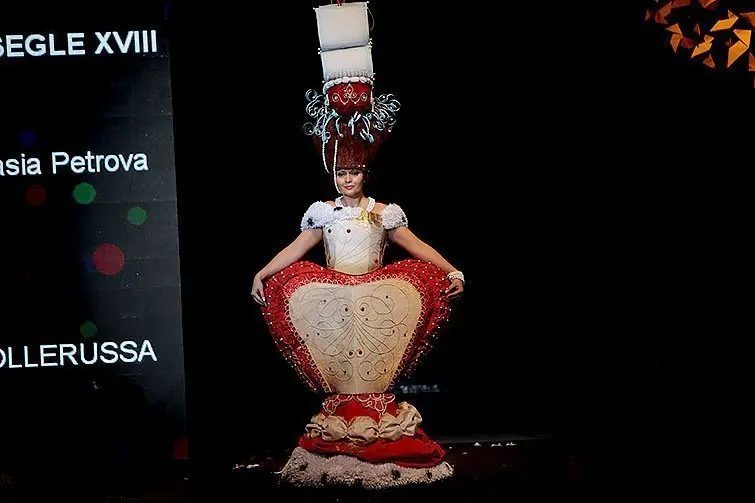 Quart Premi - fantasia -  Corte Inglès - Anastasia Petrova (2) vestits de paper