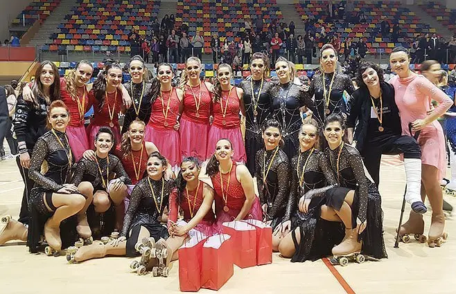 Les patinadores del Club Esportiu Patí Torregrossa a Vic