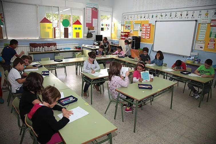 Albert Estengre, hora del conte Biblioteca Jaume Vila 1