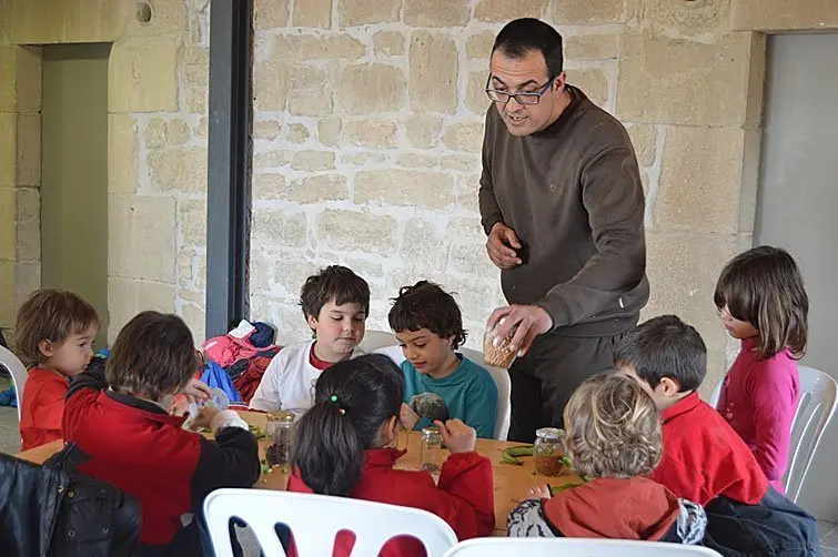 Escola als castell de la Segarra interior