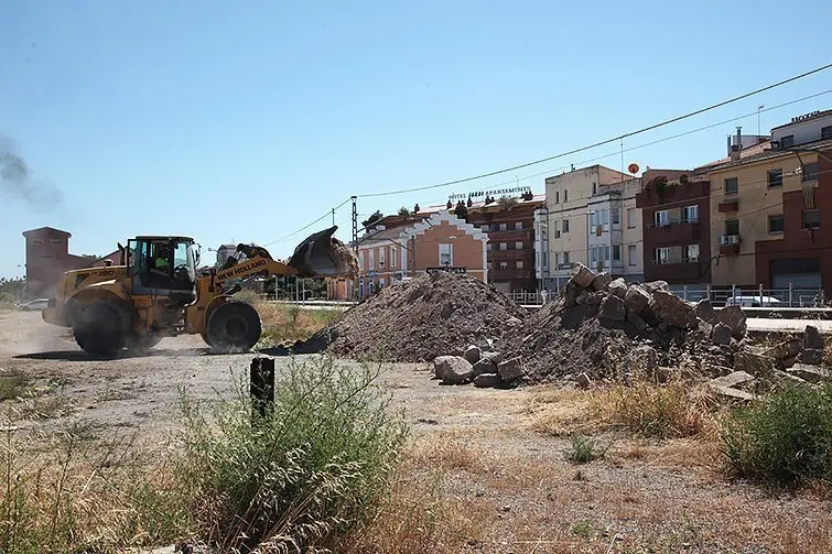 Mobiment de terres pas soterrat de l'estacio de trens de Mollerussa 1