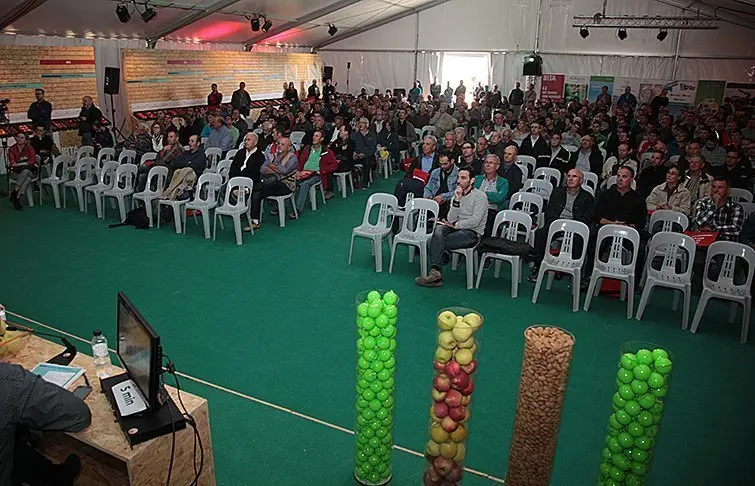 Jornada de presentació varietat de l'IRTA a Mollerussa Interior