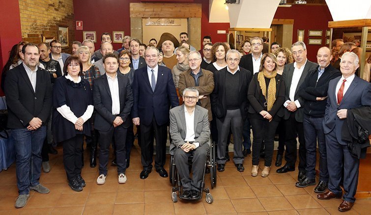 Joan Reñé amb els representants els mitjans de comunicació de Lleida