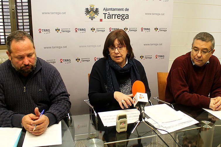 L'alcaldessa de Tàrrega Rosa Maria Perelló presenta el pressupost del 2017 interior