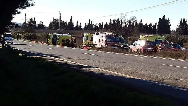 foto acn accident ambulancia borges inteiro