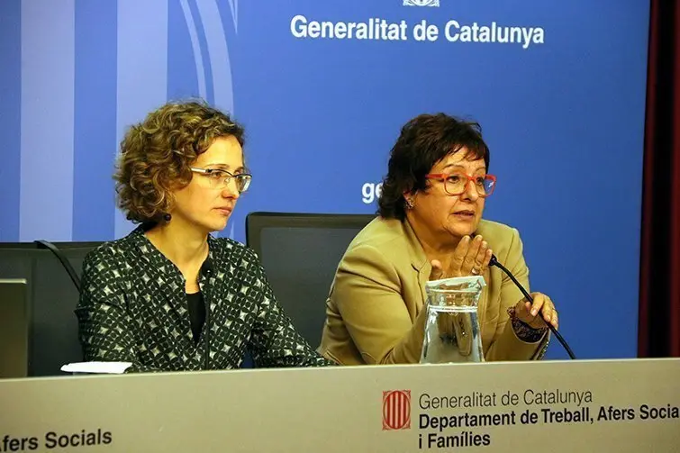 Dolors Bassa i  Meritxell Ruiz presenten el programa de competències 1