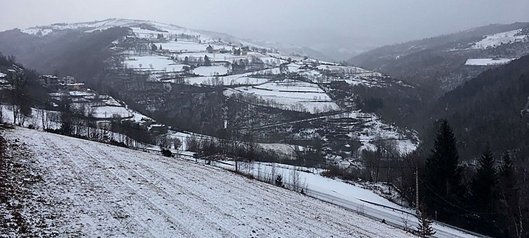 Imatge de les nevades del cap de setmana a les comarques del Pirineu ©Viurealspirineus