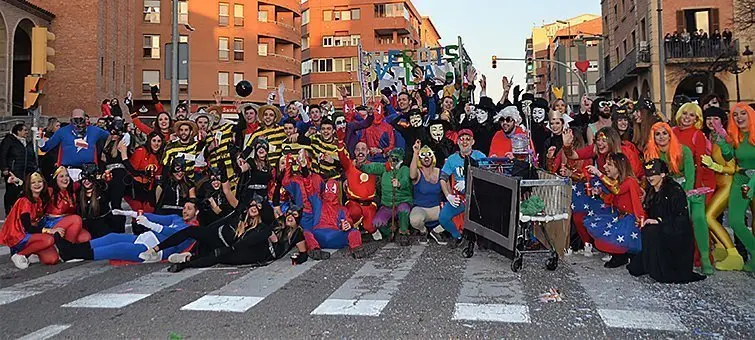 El Jovent de Mollerussa aporta la gresca a la rua de Carnaval