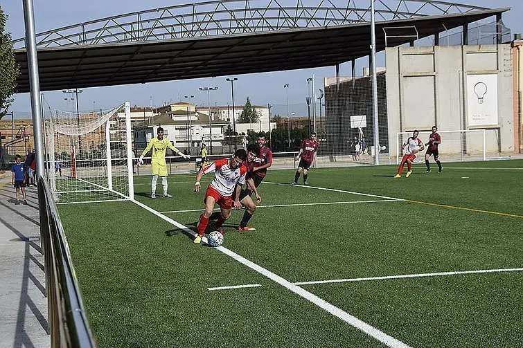 Club de futbol Linyola Primer partit 1 interior