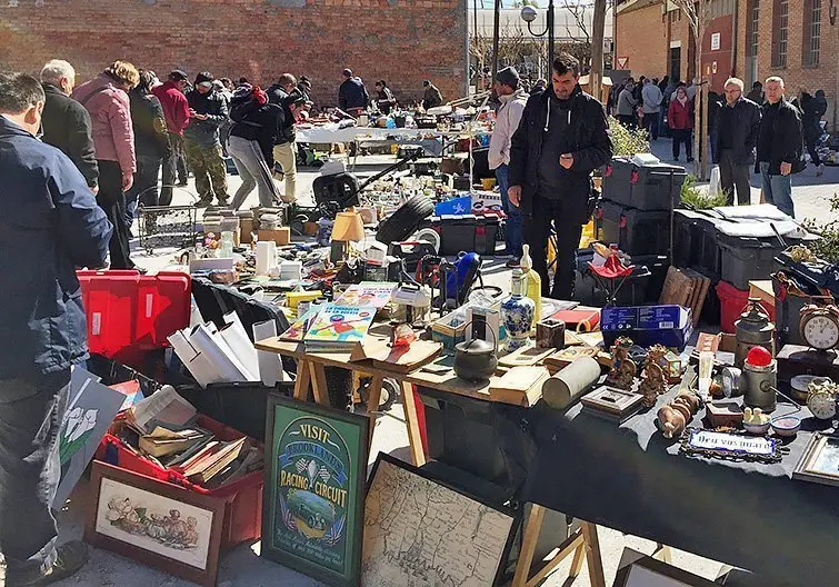 El mercat a la plaça Europa de les Borges Blanques