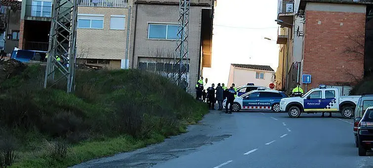 Imatge del punt del carrer Cavalleria de les Borges Blanques on ha resultat atropellat un nen. Imatge del 8 de febrer del 2017. (Horitzontal)