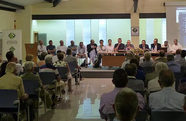 Imatge de l&#39;assemblea de la cooperativa d&#39;Ivars d&#39;Urgell