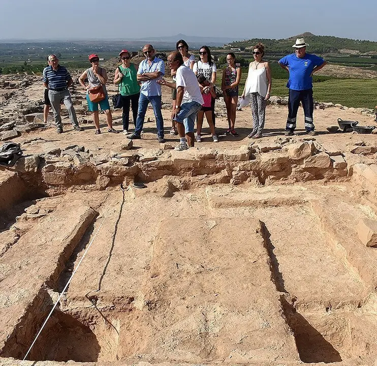 Es tracta d'una habitació amb els murs revestits de guix amb unes cubetes de decantació