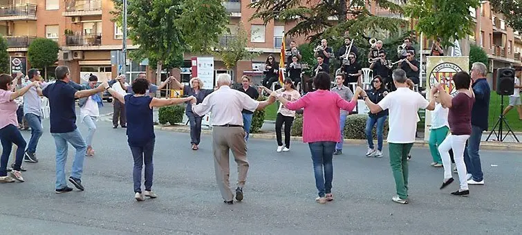 Commemoració de l'aniversari del Monument a la Sardana de Mollerussa