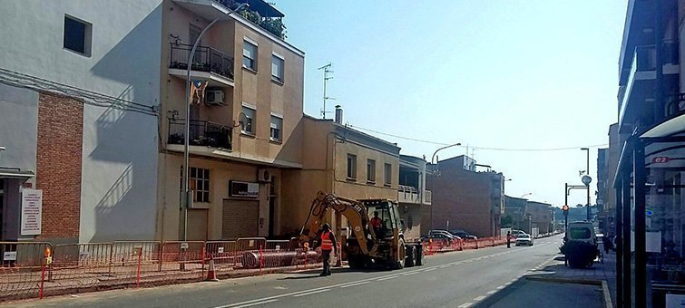 Les obres de millora de l'N-230 a l'interior del nucli urbà d'Almenar