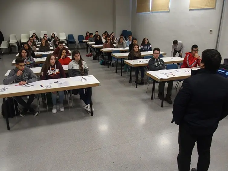 Poldo Segarra visita als participants en el Curs Auxiliars de Fira Mollerussa