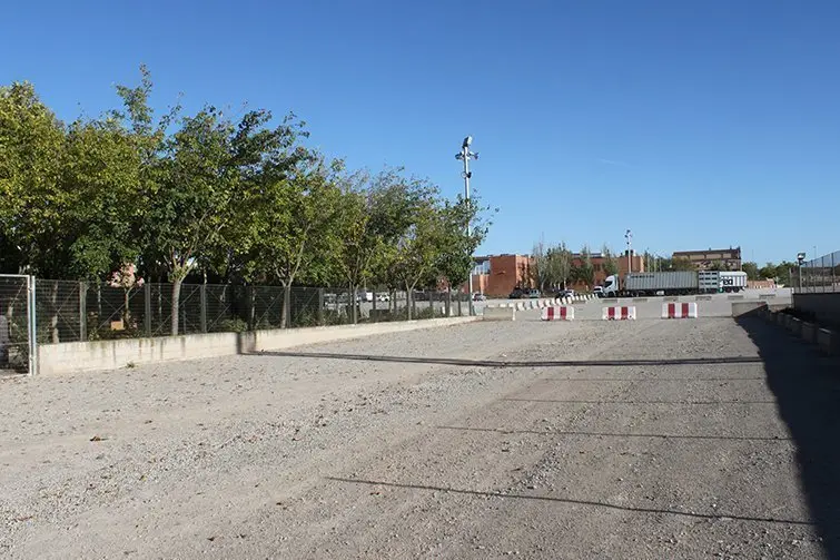 Imatge d'arxiu del solar municipal destinat a l'àrea d'autocaravanes de Tàrrega interior ©Territoris