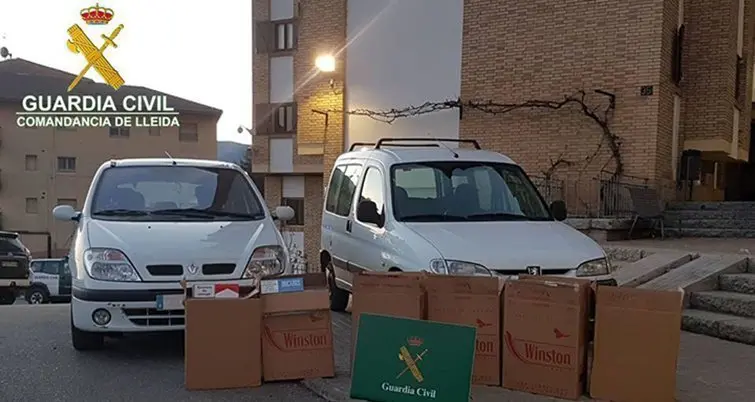 Imatge de la mercaderia decomisada per la Guardia Civil