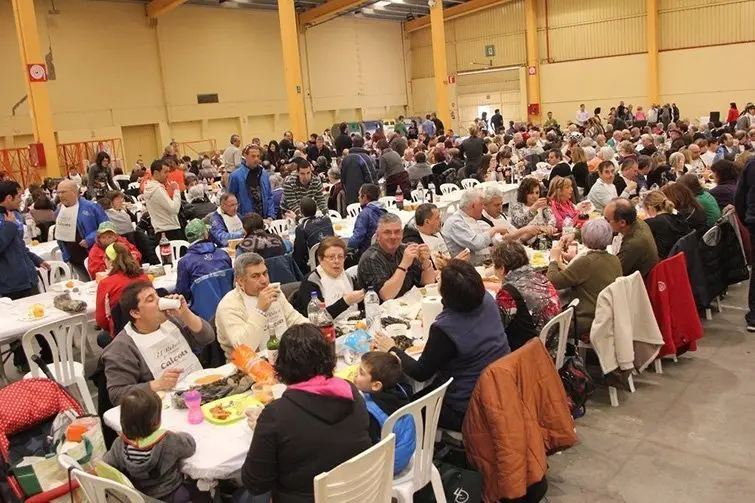 Participants en la Calçotada Popular 2017