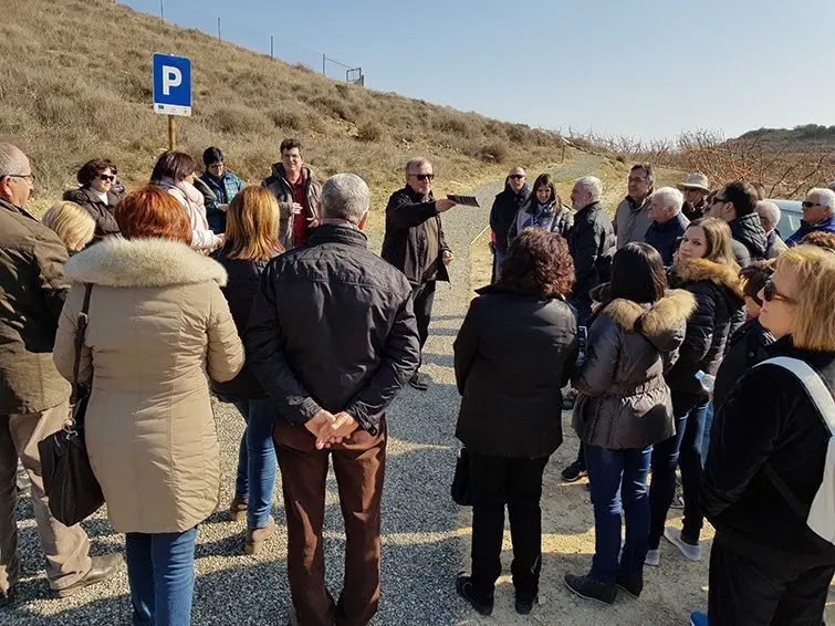 Visita als jaciments de Genó i Carratalà al terme d'Aitona Portada