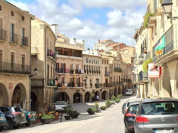 Vista actual de la Plaça de les Borges Blanques