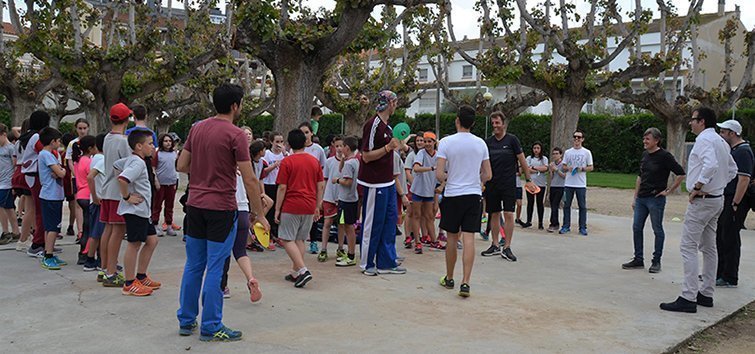 Alumnes participant a la Trobada esportiva de Primària de Mollerussa