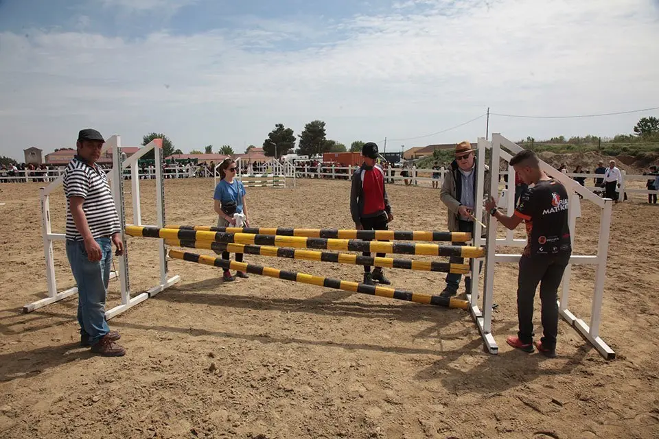 Primera edició del certamen EquiMollerussa a l'INS Mollerussa (6)