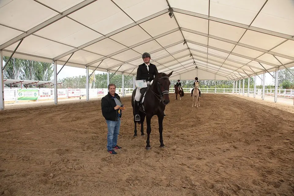 Primera edició del certamen EquiMollerussa a l'INS Mollerussa (8)