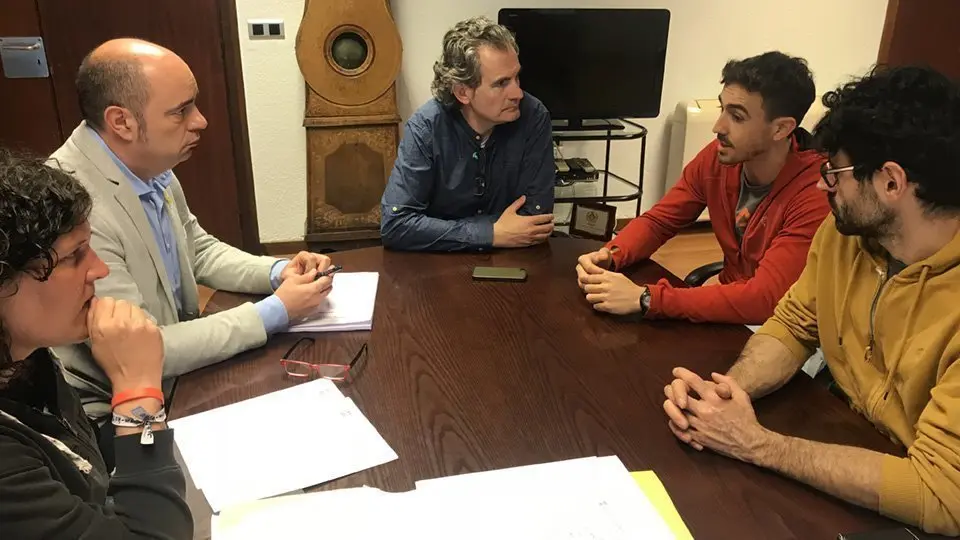 Reunió de l'Ajuntament i membres del CEB per renovar la col·laboració Interior