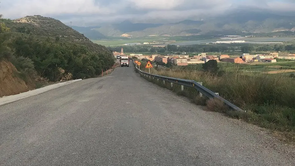 El camí a Maials després de les obres de millora