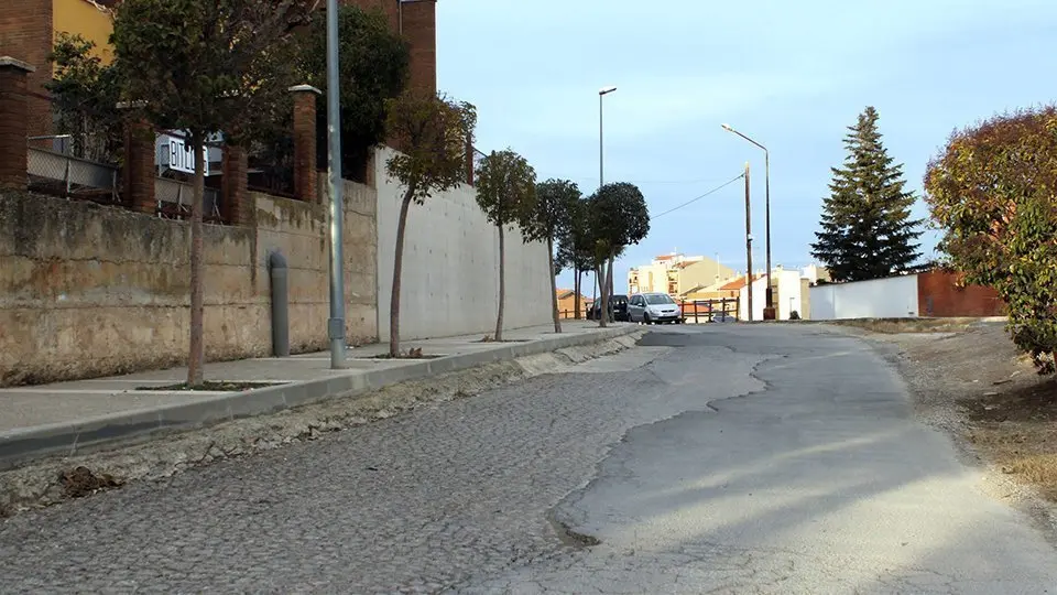 Imatge del carrer de la Pau de Tàrrega abans de ser renovat