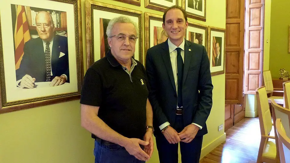 Enric Mir i José Crespín a la Sala de Plens de l'Ajuntament