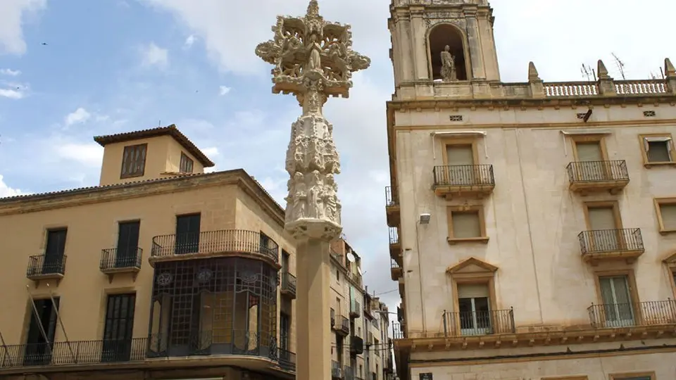 Creu de terme de Tàrrega