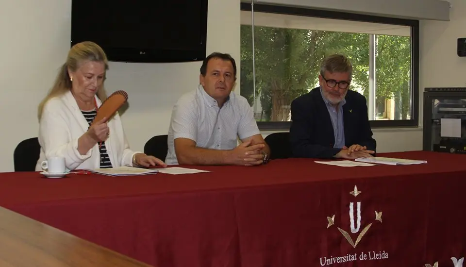 Pepa Aymamí, Narciso Pastor, i Jordi Graell, presenten el Congrés Català de la Cuina  