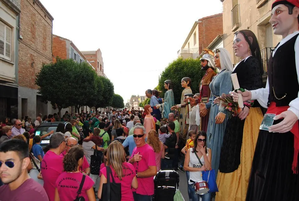 Arxiu. Trobada de Colles Geganteres del Pla d'Urgell