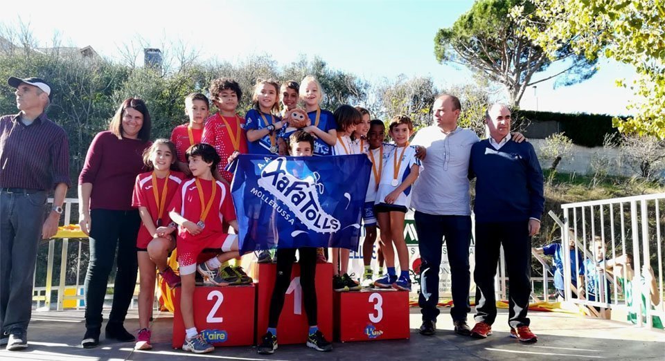 Els Atletes de l'AA Xafatolls triumfen al Campionat de Catalunya de relleus mixtos de cros 1