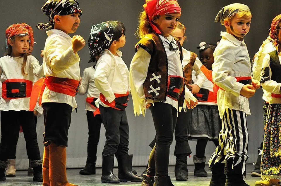 El festival de Nadal de l'escola Les Arrels de Mollerussa 2